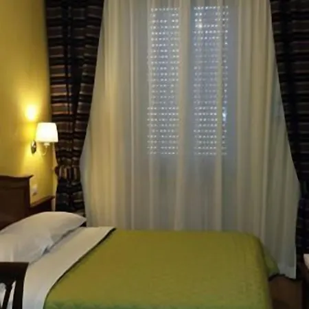 Pitagora 2* רומא