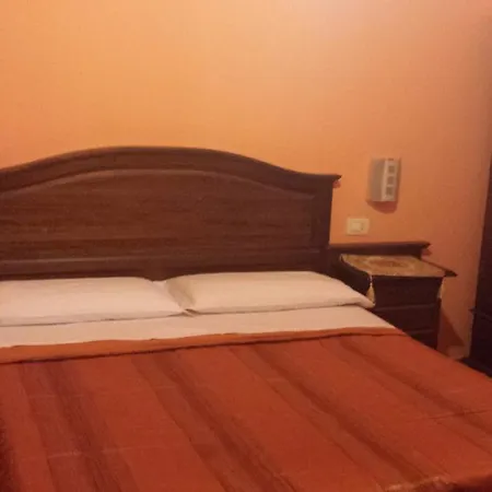 Konukevi Pitagora 2*