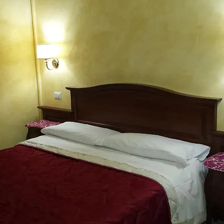 Pitagora Konukevi Roma