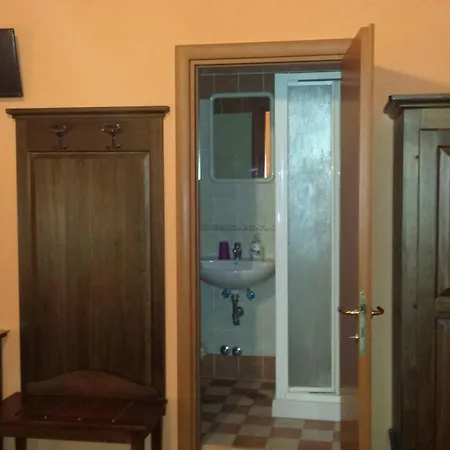 Pitagora Πανσιόν 2*